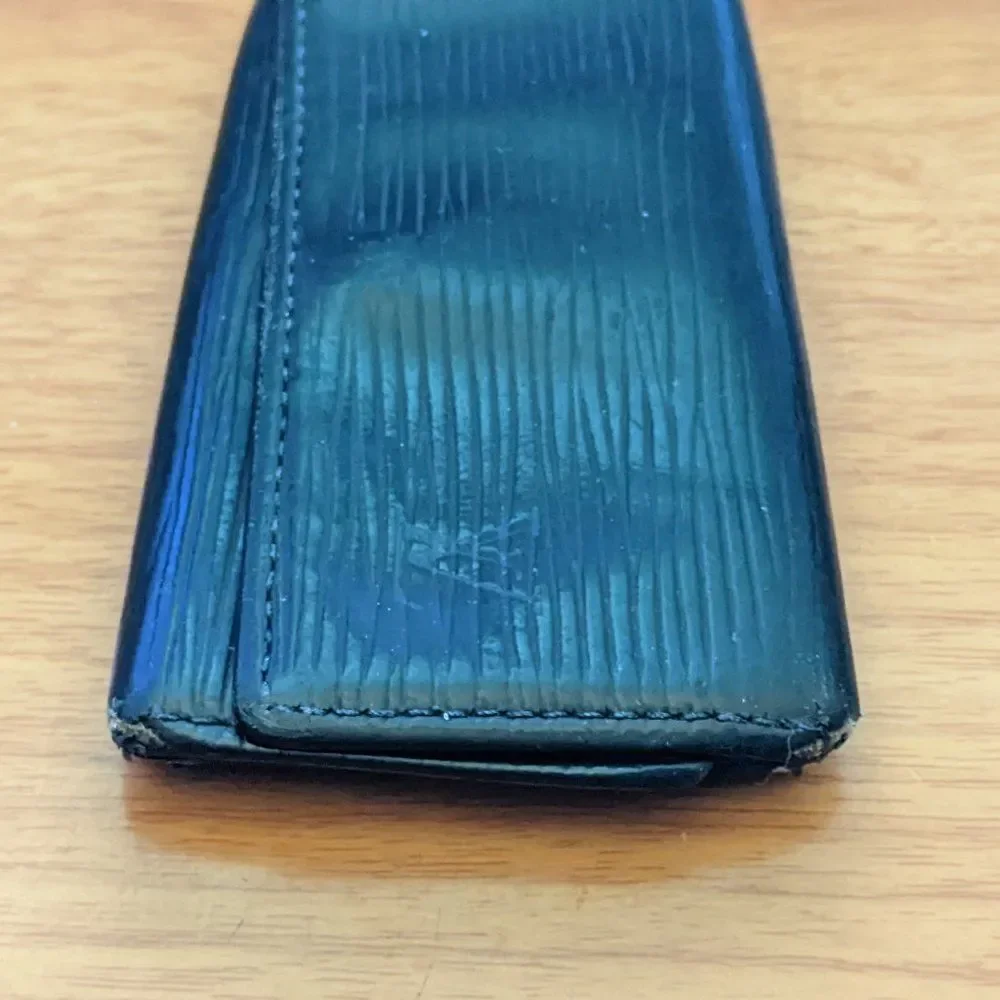 Louis Vuitton Epi Key Holder/Wallet #1068💥PRICE DROP💥